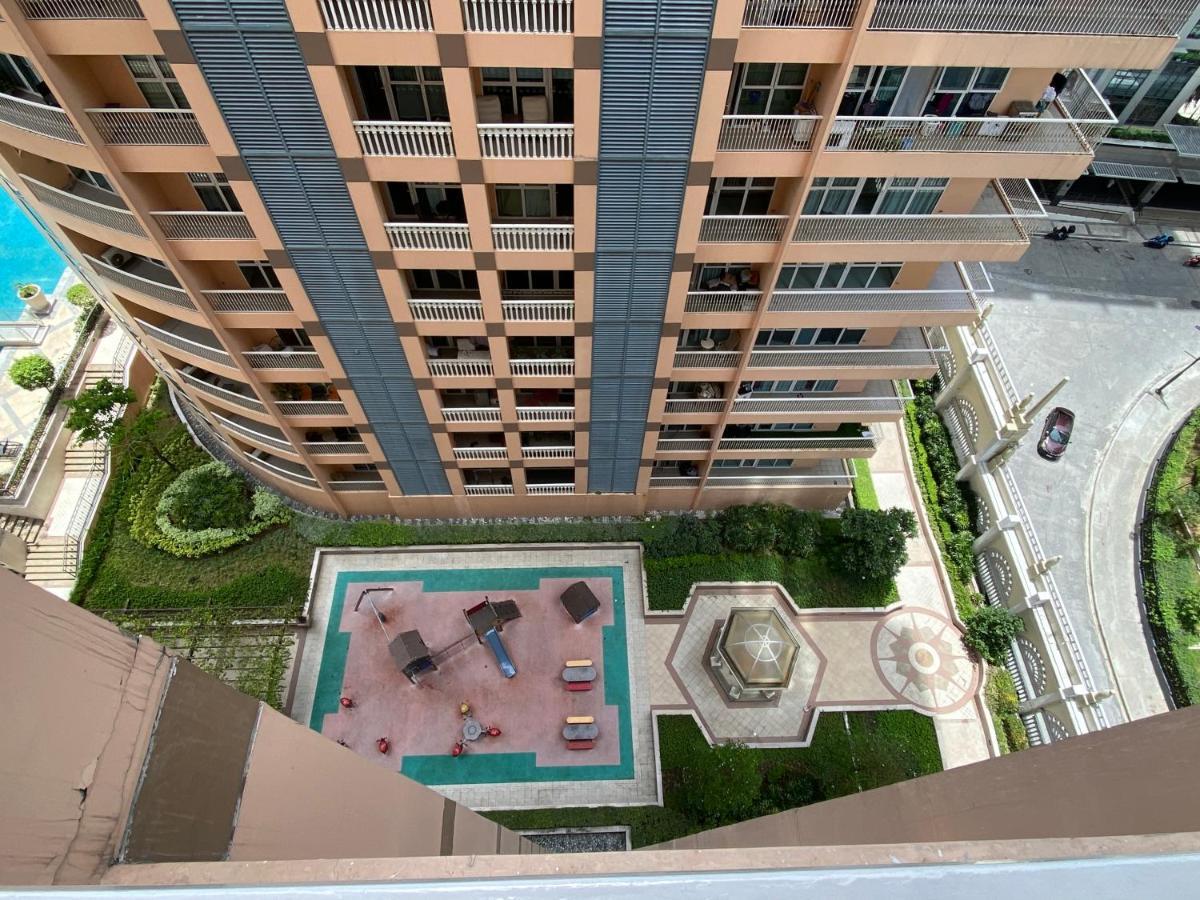تاغويغ Spacious Condo In Venice Luxury Residences المظهر الخارجي الصورة