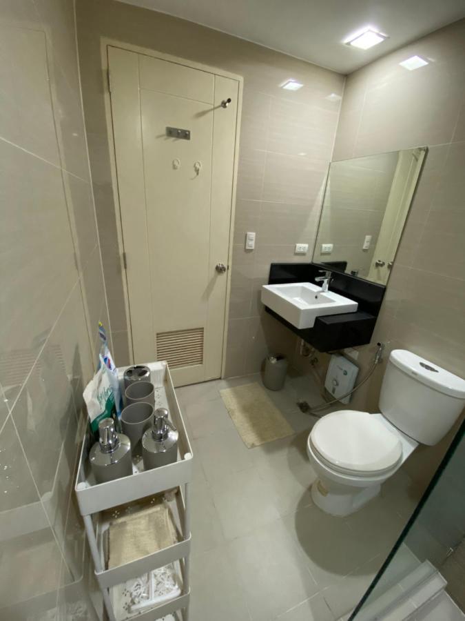 تاغويغ Spacious Condo In Venice Luxury Residences المظهر الخارجي الصورة
