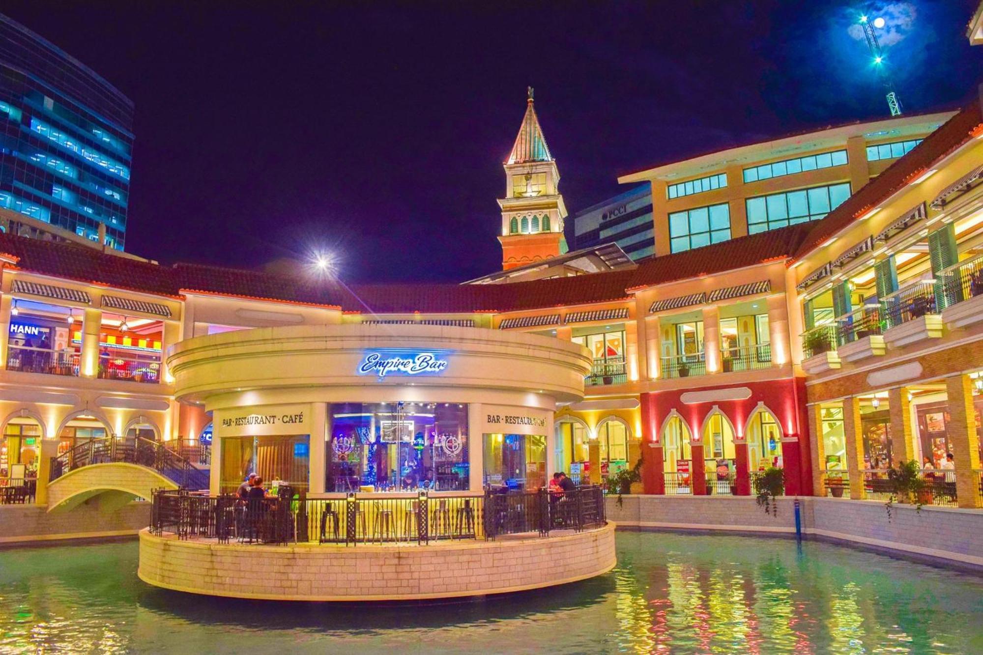 تاغويغ Spacious Condo In Venice Luxury Residences المظهر الخارجي الصورة
