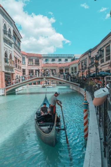 تاغويغ Spacious Condo In Venice Luxury Residences المظهر الخارجي الصورة